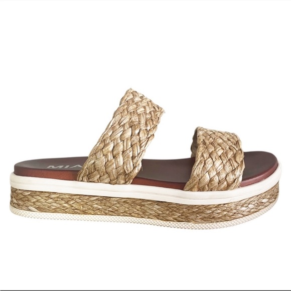 MIA Shoes - MIA Women’s Cami Natural Raffia Platform Double Band Sandals